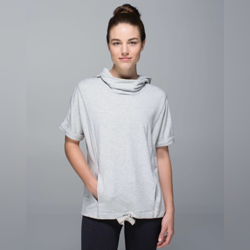 Lululemon | Serenity Hoodie |‎ Heathered Light Grey | Style W3E32S | Women’s 4